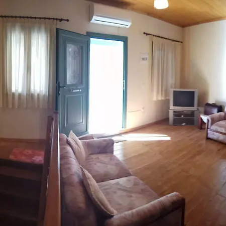 Traditional House Κατούνα